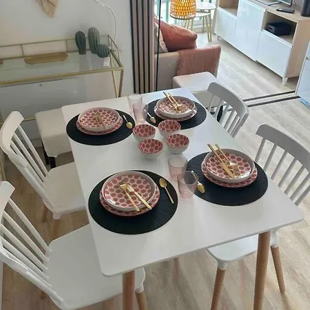 Mon A La Plage, Piscine, Wifi, Tv *