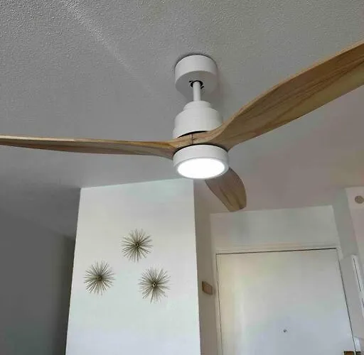 Mon A La Plage, Piscine, Wifi, Tv Апартаменты